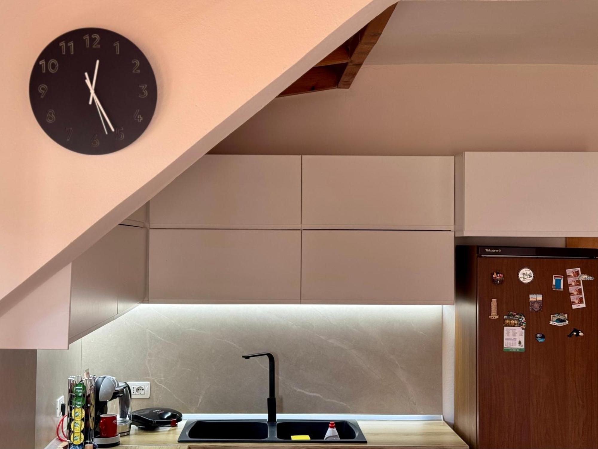 Skyview Oasis Premium Apartment Tiranë Luaran gambar