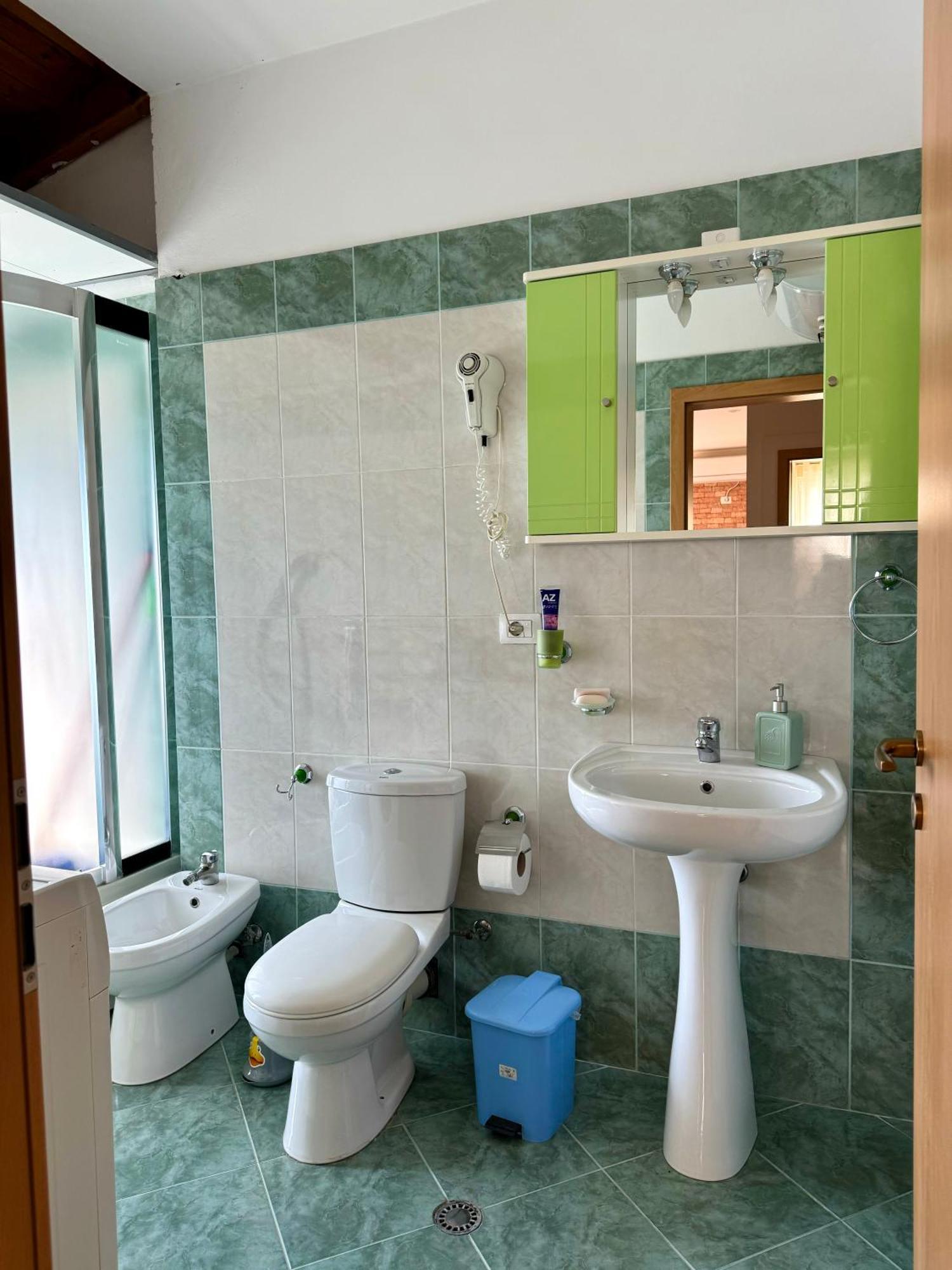 Skyview Oasis Premium Apartment Tiranë Luaran gambar
