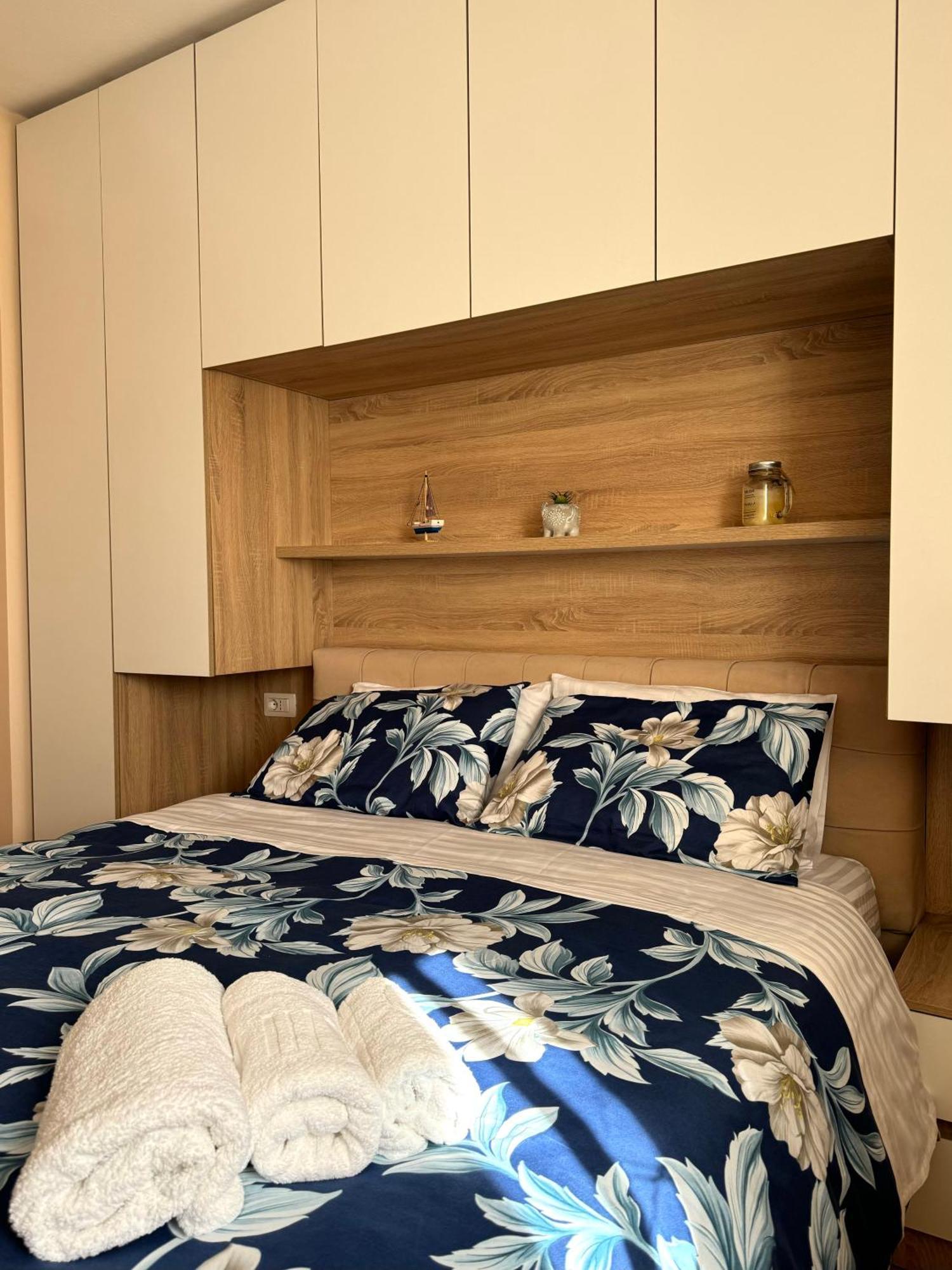 Skyview Oasis Premium Apartment Tiranë Luaran gambar