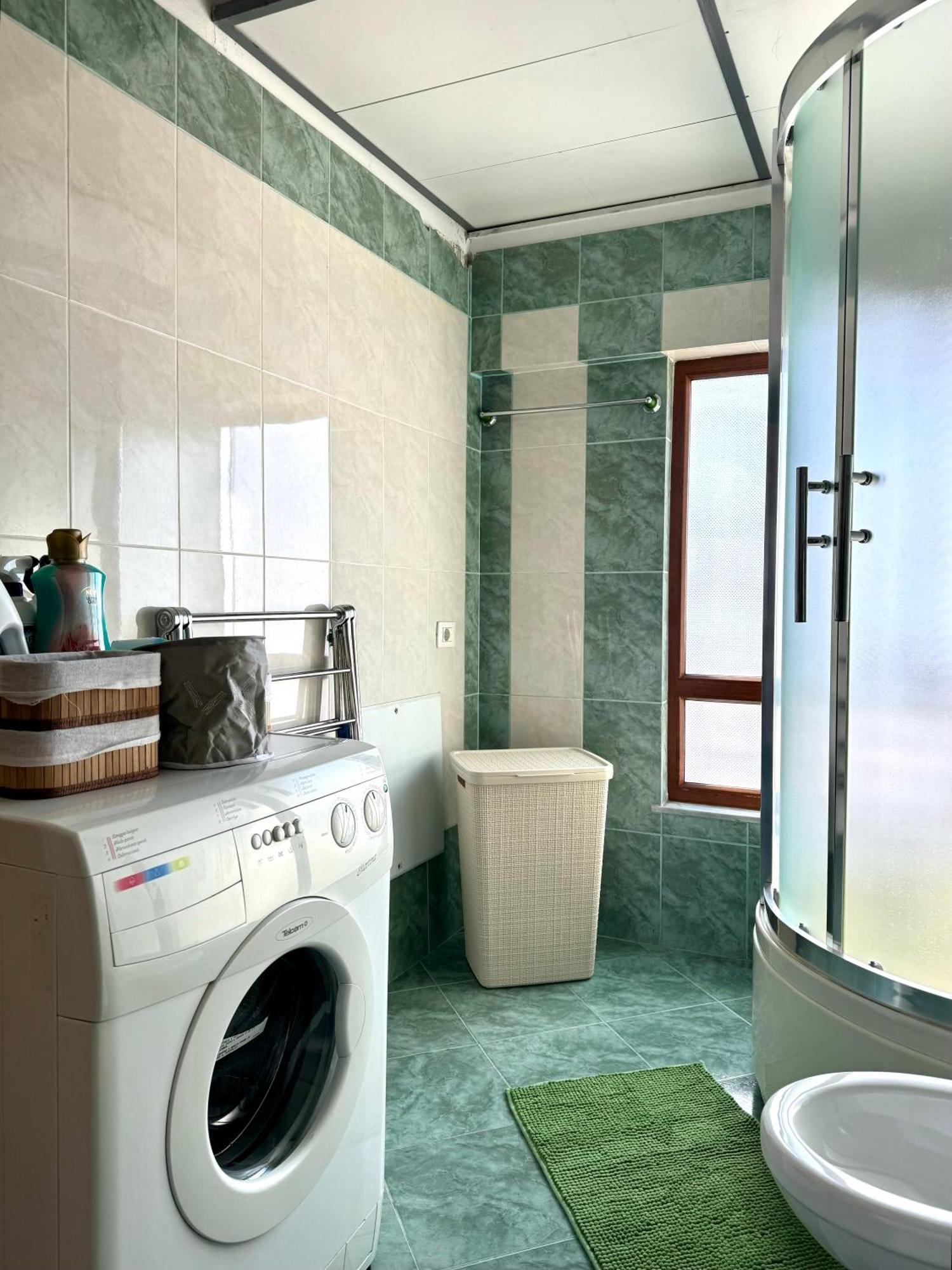 Skyview Oasis Premium Apartment Tiranë Luaran gambar