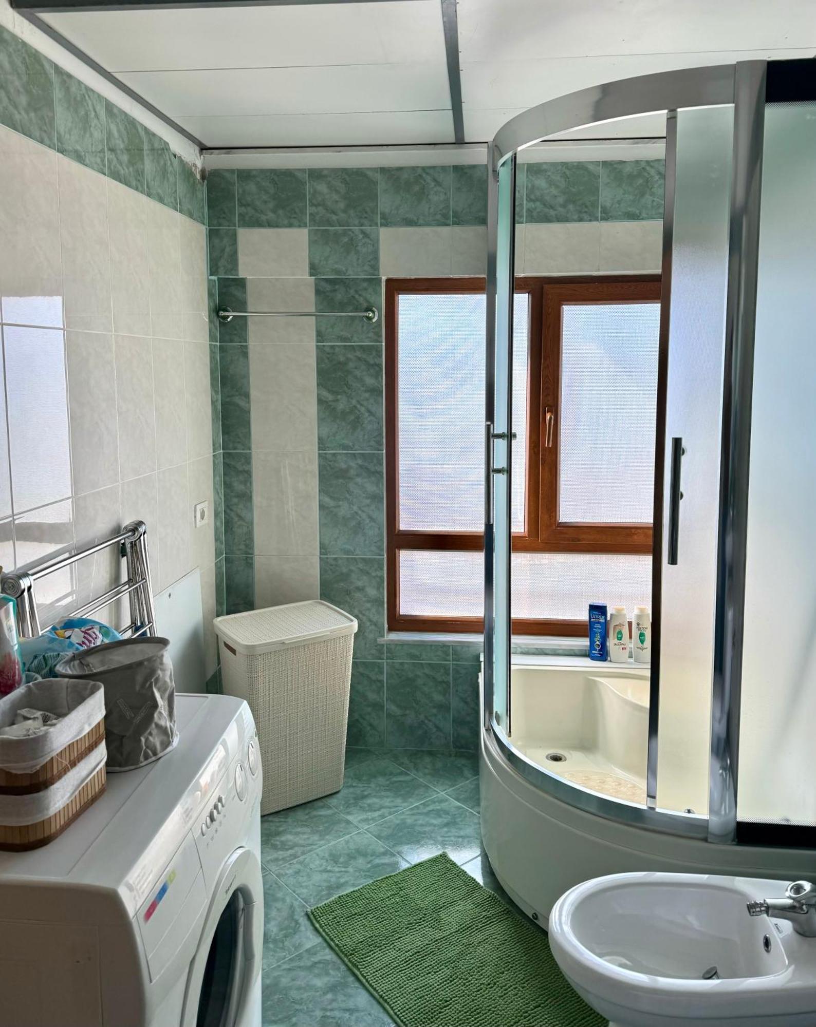 Skyview Oasis Premium Apartment Tiranë Luaran gambar
